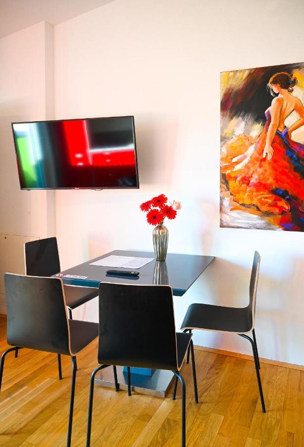 Modern Suite Naschmarkt ウィーン エクステリア 写真